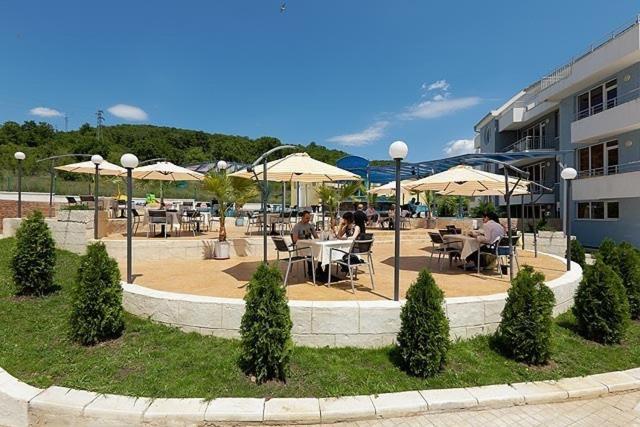 Sunset Complex Hotel Kosarica Kültér fotó